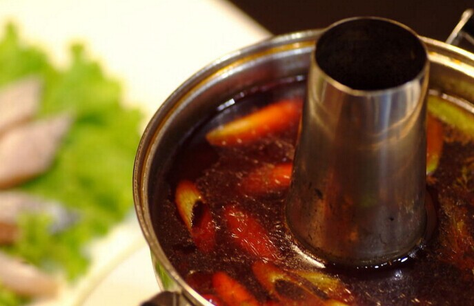 火鍋里加罌粟殼拴得住顧客嗎？|餐飲界