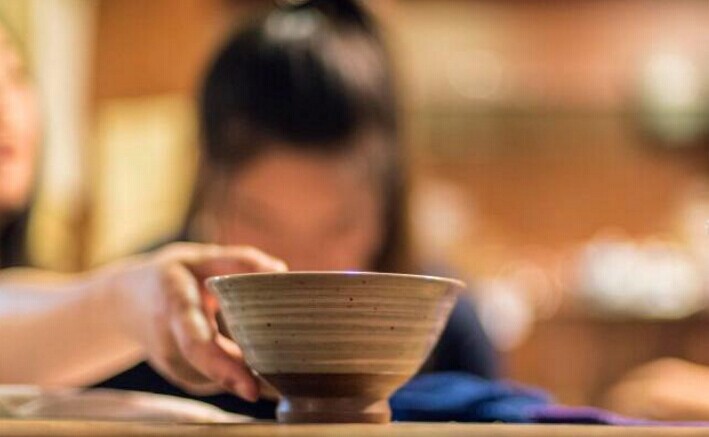 當(dāng)咖啡遇上豬蹄，茶真鄉(xiāng)這樣突圍“慢餐飲”|餐飲界