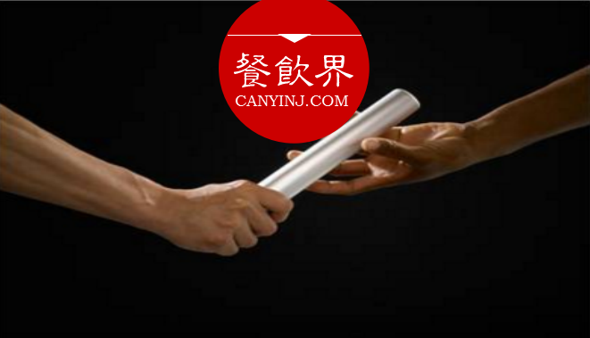 辜負(fù)信任的“年代秀”為何成了人們眼中的“大流氓”？ | 觀點(diǎn)|餐飲界