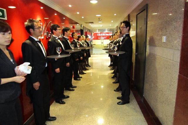 企業(yè)都在面臨“招人難，留人難”問題，王品是怎么做到讓人向往的？|餐飲界