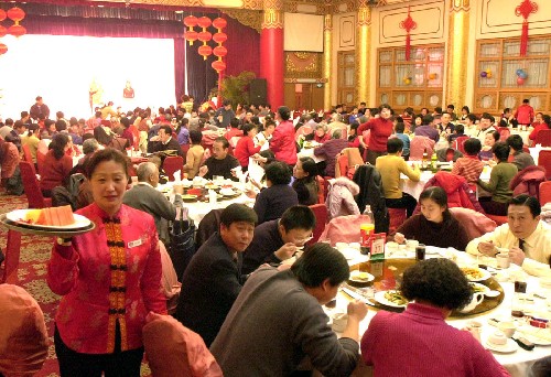 餐飲業(yè)有望于2020年達(dá)到5萬(wàn)億規(guī)模，美團(tuán)點(diǎn)評(píng)獲驅(qū)動(dòng)力