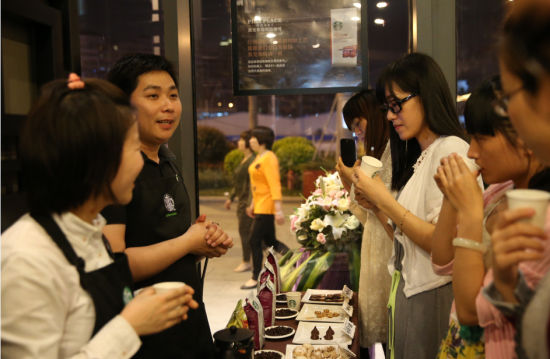 互聯(lián)網(wǎng)餐飲PK傳統(tǒng)餐飲，顧客體驗很關(guān)鍵|餐飲界