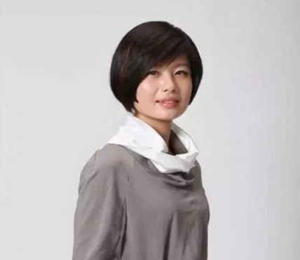 這家餐廳給服務員穿1000多元的潮服，效果你意想不到