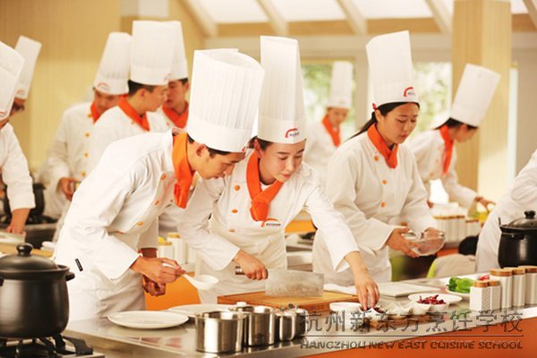 創(chuàng)業(yè)學(xué)什么技術(shù)好？創(chuàng)業(yè)什么項(xiàng)目比較吃香？|餐飲界