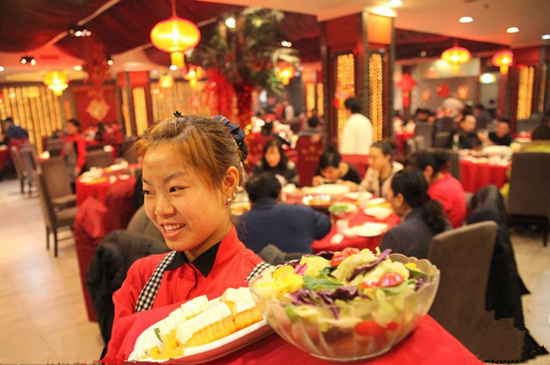 吃飯消費(fèi)102元，要求免零被拒絕，結(jié)果……|餐飲界