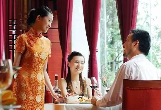 服務(wù)做到這10個細節(jié)，你的餐廳也是10年老店！|餐飲界