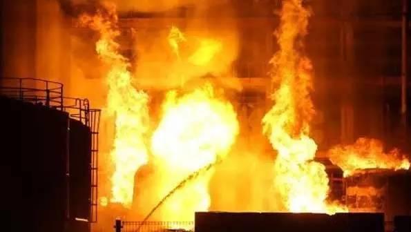 警示！餐館發(fā)生爆炸老板身亡，原因竟是用了它！