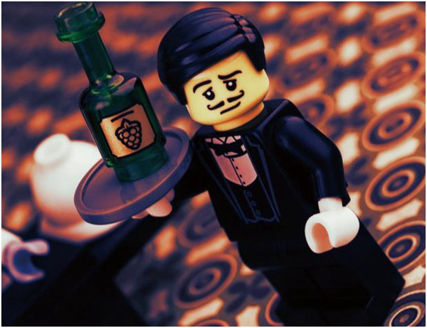 餐廳刷爆朋友圈的秘密，原來是你家服務(wù)員做到這些？|餐飲界