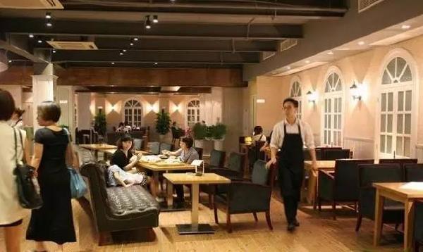 這家“潮”餐廳做到整個城市為之“瘋狂”，背后的秘密竟是這樣！|餐飲界
