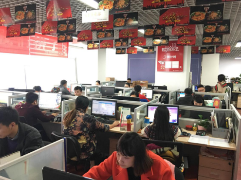 一舉邁入億元級電商俱樂部，白家食品憑什么？|餐飲界