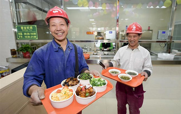 運營成本高、利潤薄，社區(qū)食堂如何擺脫生存尷尬？
