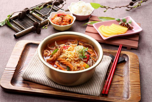 烤肉、炸雞、拌飯、芝士火鍋，難掩韓餐爛大街的真相