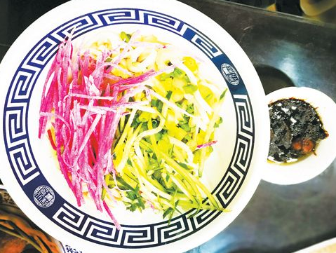 與重慶小面、蘭州拉面相比，老北京炸醬面大王性價(jià)比低