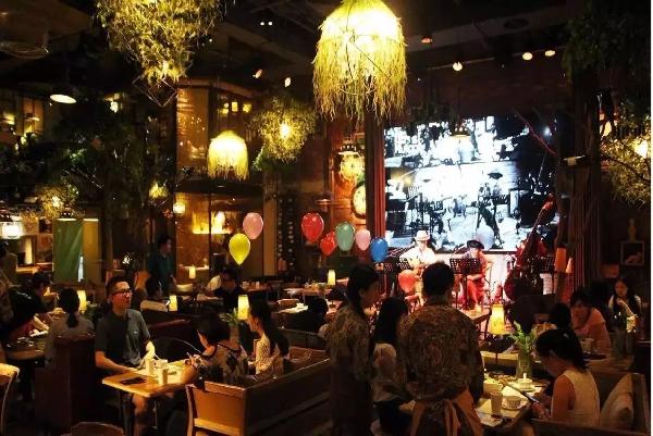想做到1000+門店，休閑正餐會(huì)是突破口嗎？|餐飲界