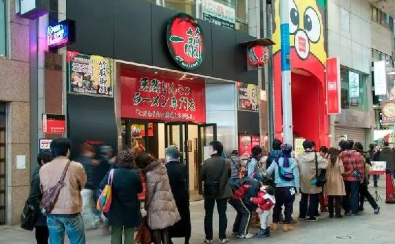 用餐全程無需交流，一蘭拉面如何治愈“一人食”顧客