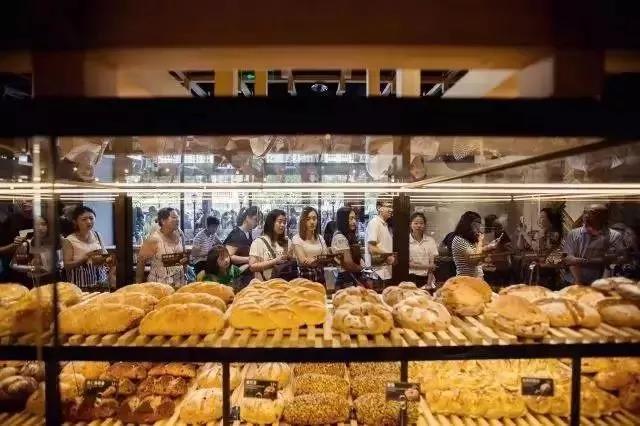 2017年獲投的35家餐飲品牌，竟有71%的客單價(jià)低于50元？為什么？|餐飲界