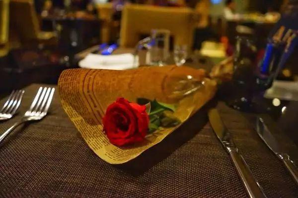 6個餐廳營銷怪招，讓顧客心甘情愿多掏錢！|餐飲界