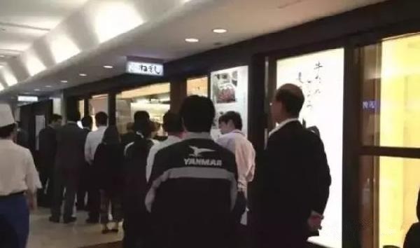 “奇葩”餐廳每平米日賣3.5萬，34年只開了34家店！