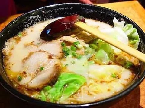 “5年千店”計(jì)劃泡湯、業(yè)績連續(xù)3年下滑，味千拉面為何身陷“中年危機(jī)”？