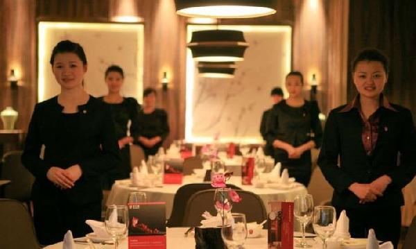 員工就活該吃回鍋油？俏江南不倒閉誰倒閉？|餐飲界