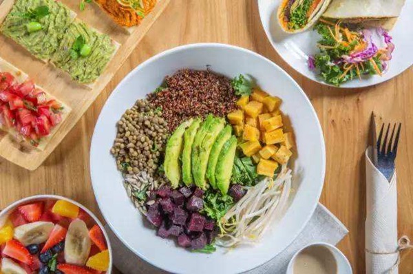 成都餐飲業(yè)刮起輕食風 下一個風口？