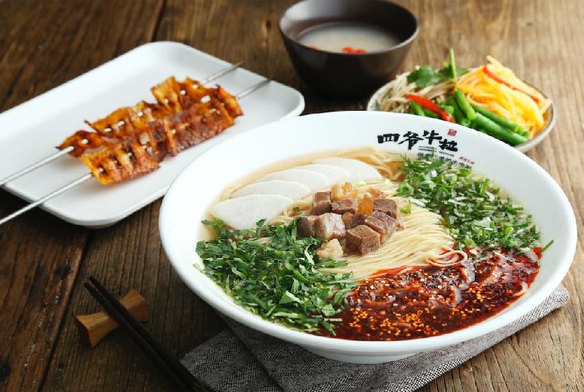 如何優(yōu)雅地吃掉一碗正經牛肉面？
