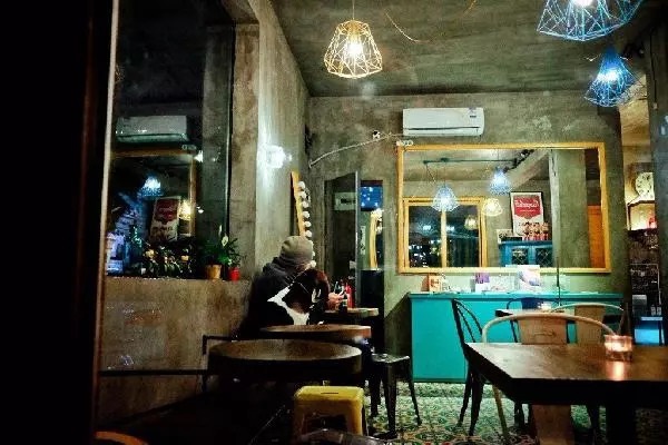 為什么你的連鎖店，敵不過(guò)隔壁的夫妻小店？