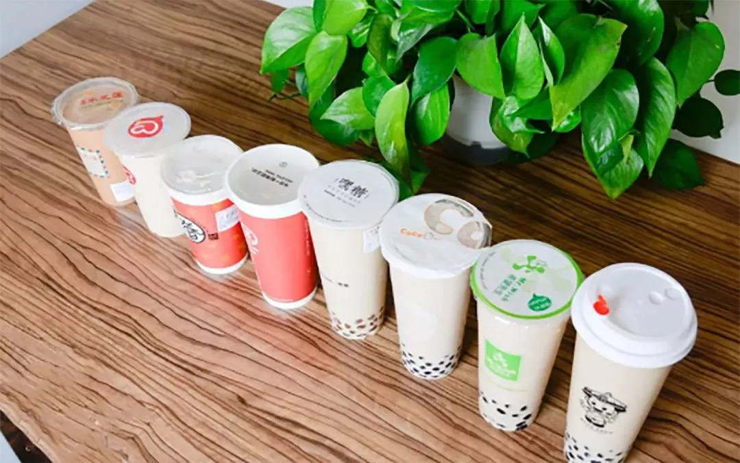 餐飲小白，茶飲加盟到底有多少個(gè)坑在等著你跳！|餐見