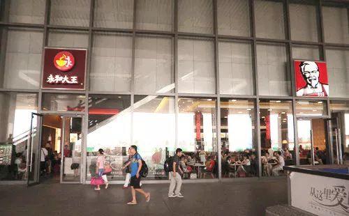 為什么餐飲行業(yè)新店不斷開(kāi)，老店不斷關(guān)？