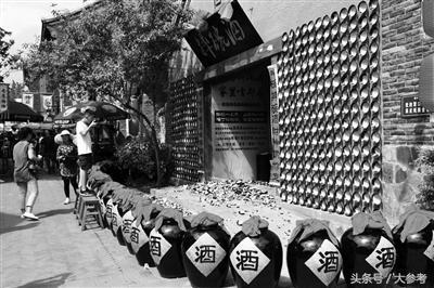 網(wǎng)紅“退燒”，山寨“摔碗酒”生意慘淡難逃“短命”魔咒|餐飲界