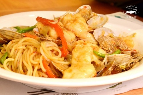 海鮮見面產(chǎn)品研發(fā)背后的秘密，破解輕餐飲市場(chǎng)|餐飲界