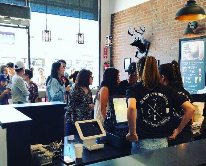 如何靠一款黑糖奶茶，5年開出200家直營店？