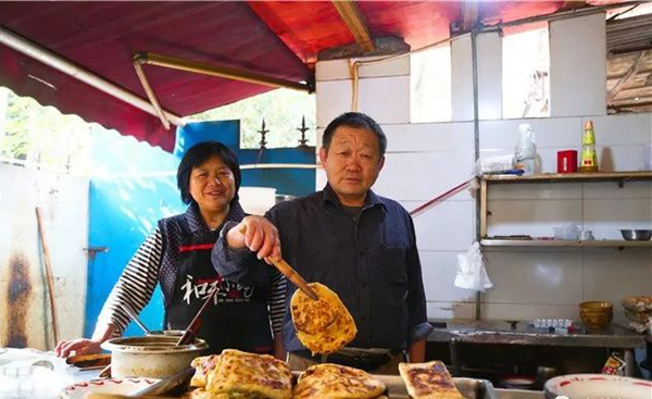 即便搬遷5次，顧客依然能慕名而來，這家餐廳有什么高招？