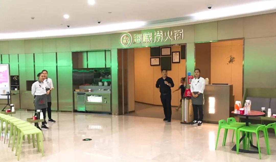 海底撈垃圾被拒運(yùn)，在餐飲環(huán)保方面中國(guó)還是落后了？ | 餐見(jiàn)