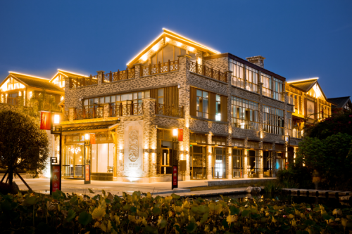 金鰭的秘密（上）：憑什么這家自助餐廳開(kāi)業(yè)僅半月就能在遂寧排名第一？