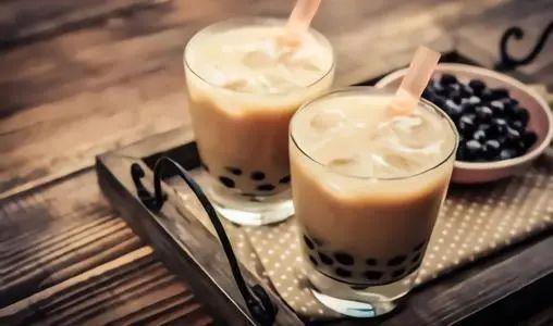 奈雪的茶、喜茶、珍蜜堂全面進(jìn)擊，疫情后的茶飲市場將誰主沉浮?|餐飲界