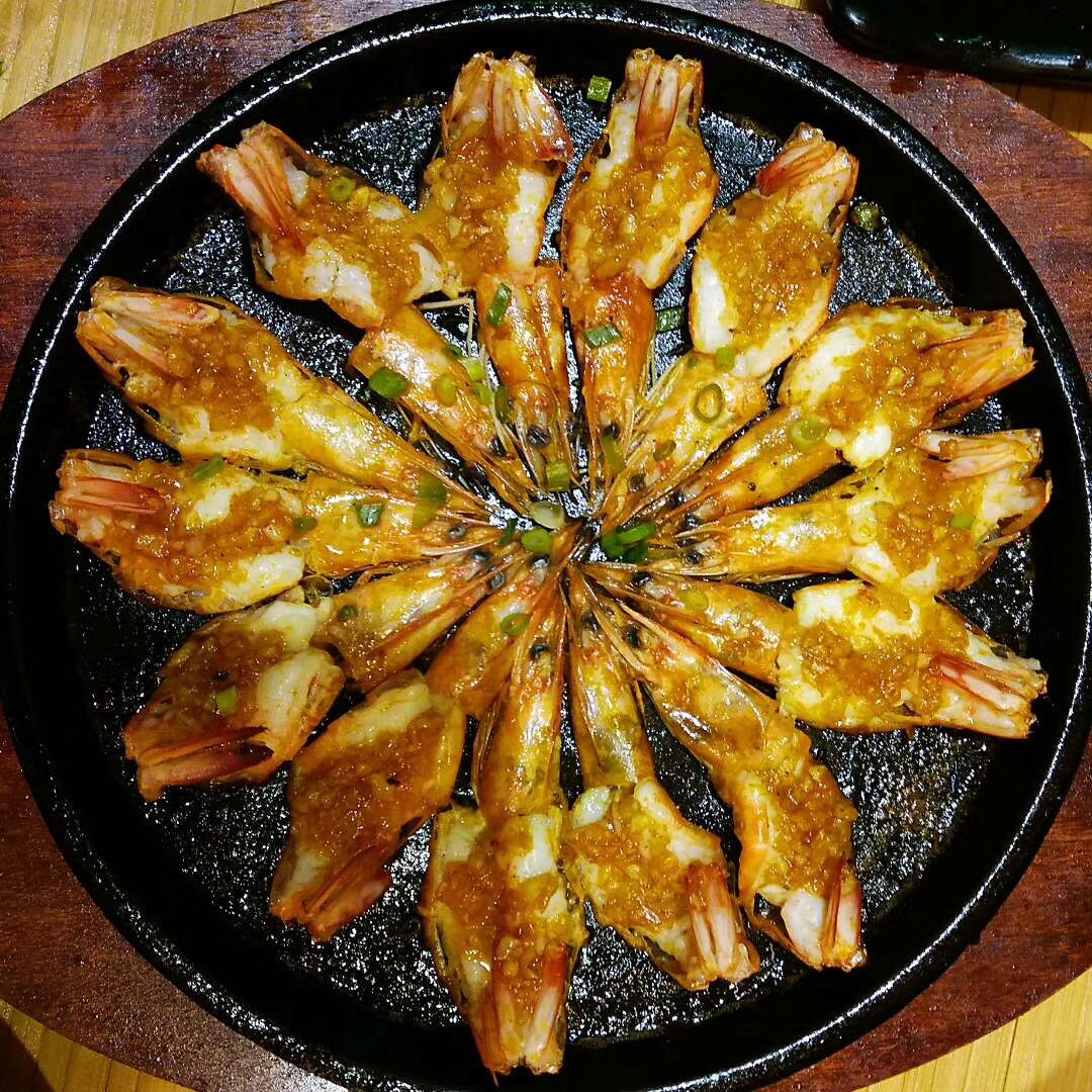 餐飲大事件219期|星巴克中國試水15元早餐、茶顏悅色將在深圳開快閃店、店員因癡迷網(wǎng)絡(luò)賭博，竟綁架老板娘索要300萬|餐飲界