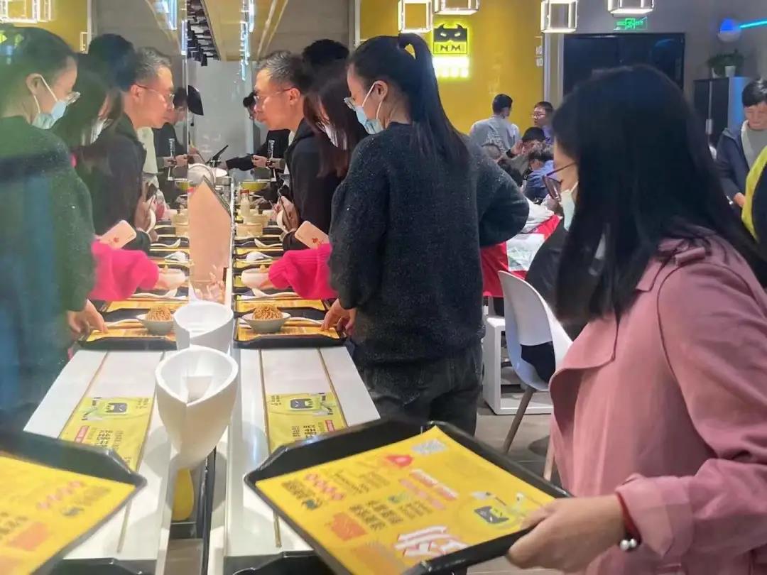 數(shù)字賦能餐飲，智能面館或成下一個風口！| 品類觀察