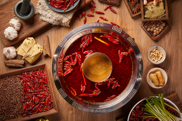 一把椒麻入熱湯，千年鮮香火鳳祥