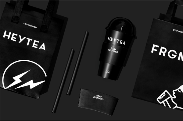 喜茶上新全新升級「黑TEA」酷黑提莓，延續(xù)藤原浩黑色靈感|餐飲界
