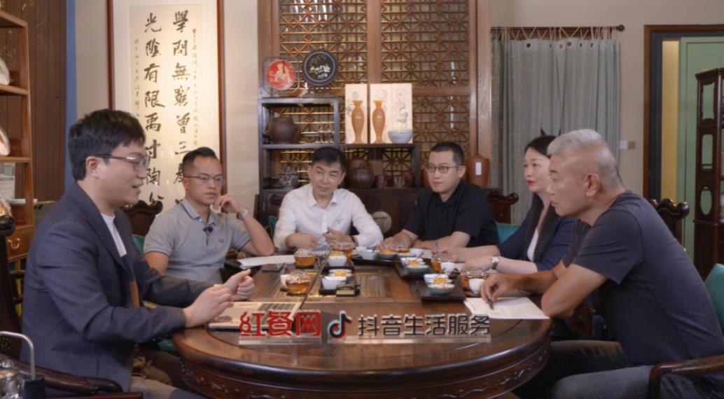 18位餐飲人齊聚，共同探討特殊時期線上經(jīng)營新趨勢、增長新方法