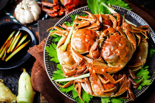 河蟹怎么做？來(lái)試試黃酒料酒焗河蟹