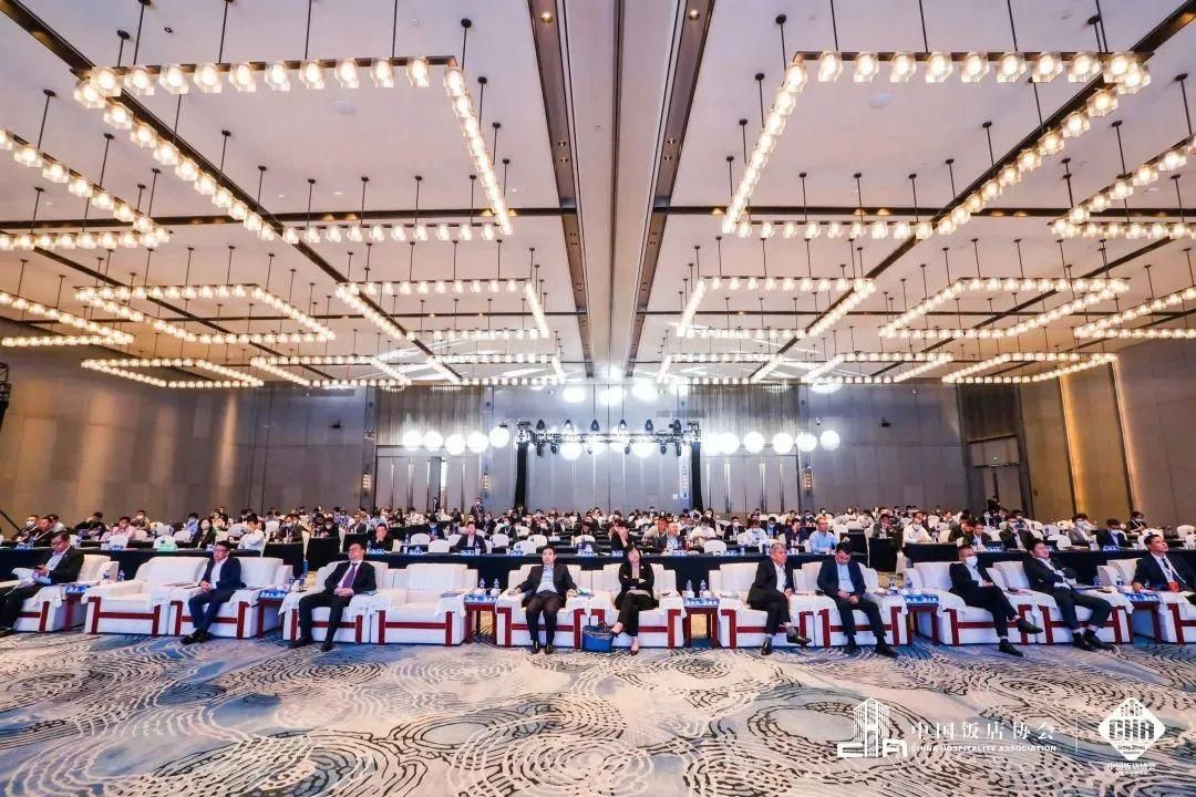 喜報！潘多拉飲食集團榮獲“2022年度團餐領(lǐng)跑者TOP100”