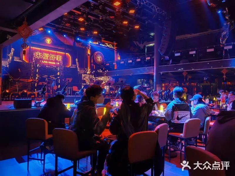 帶動(dòng)商圈人流增幅50% 這家Live house靠什么？|餐飲界