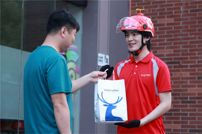 達(dá)達(dá)秒送首創(chuàng)4D服務(wù)標(biāo)準(zhǔn)，攜手品牌商家打造“又快又準(zhǔn)”的同城即配服務(wù)
